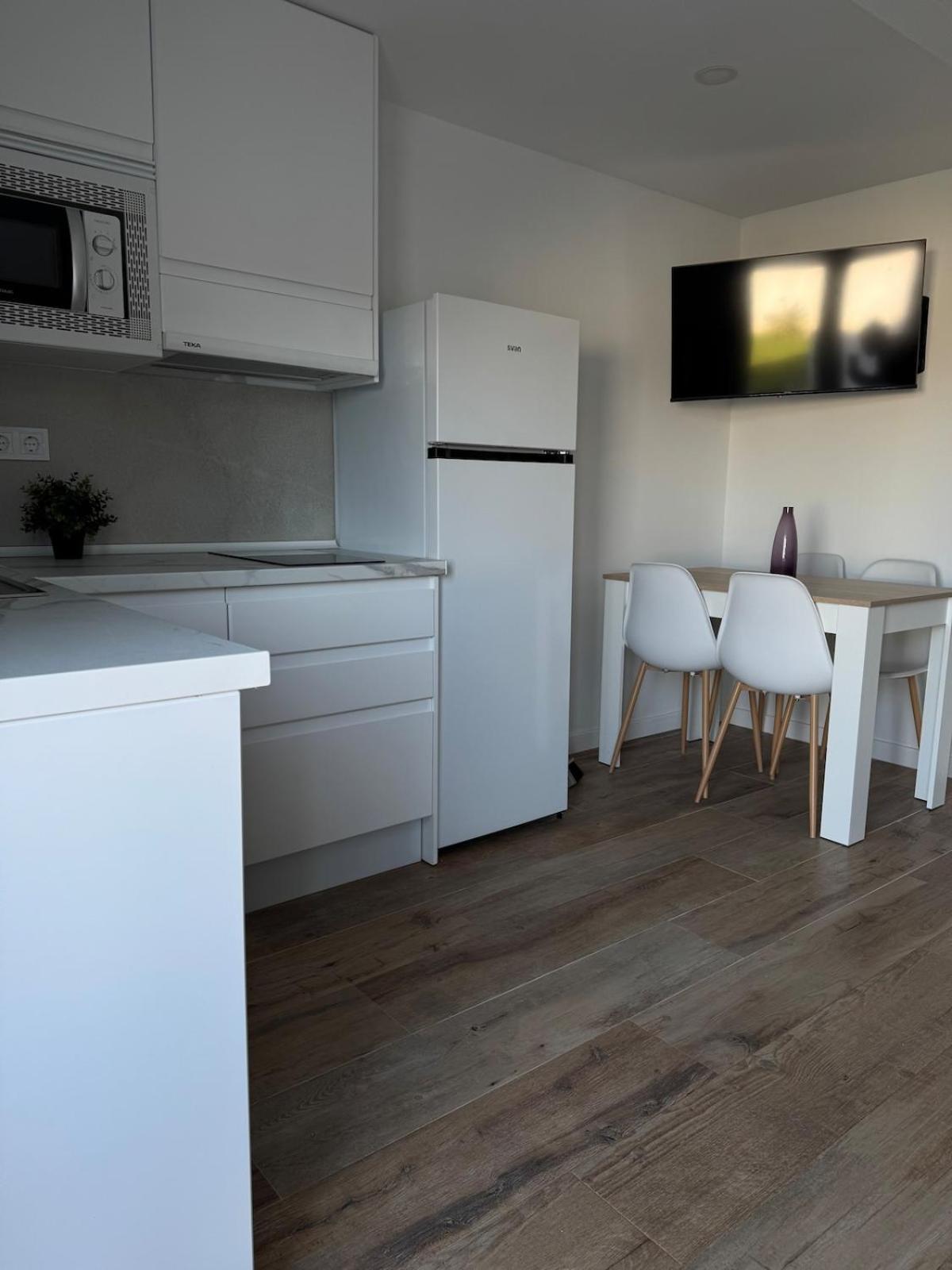 Apartamento 4 Min De La Playa! Castellon de la Plana Luaran gambar