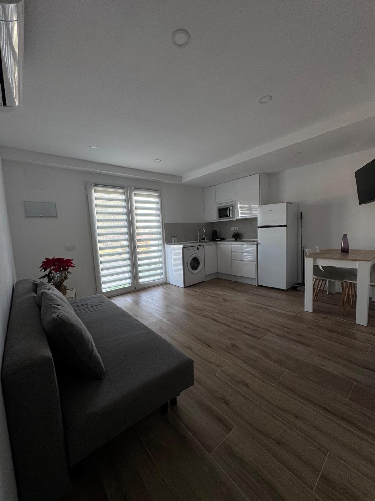 Apartamento 4 Min De La Playa! Castellon de la Plana Luaran gambar